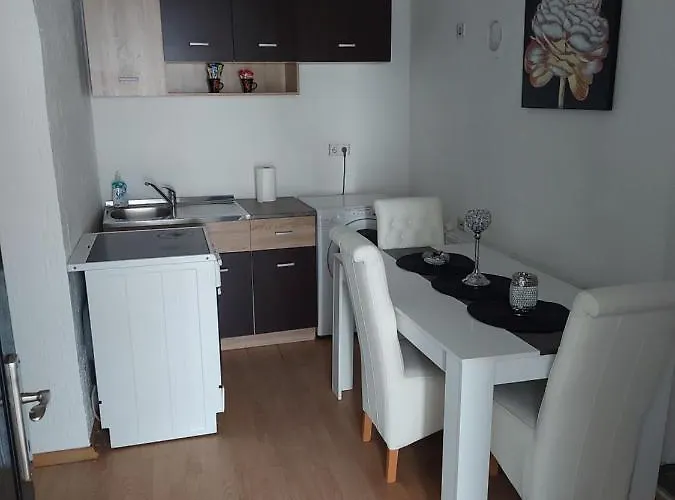 Apartamento Kuca Na Dan Šid